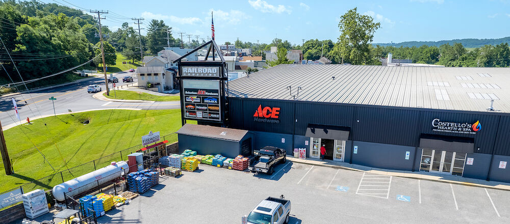 Cockeysville_storefront_adserts